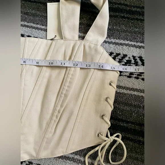 MOON RIVER
Lace-Up Corset Crop Top in Color Cream - Picture 6 of 7